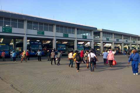  NATAL &amp; TAHUN BARU: Pengusaha Bus tak Kompak Gunakan Tarif Batas Atas